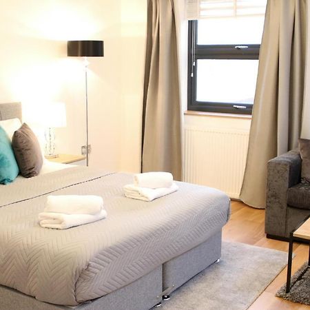 High Spec Luxury Studio Apartment In Sydenham Londra Exterior foto